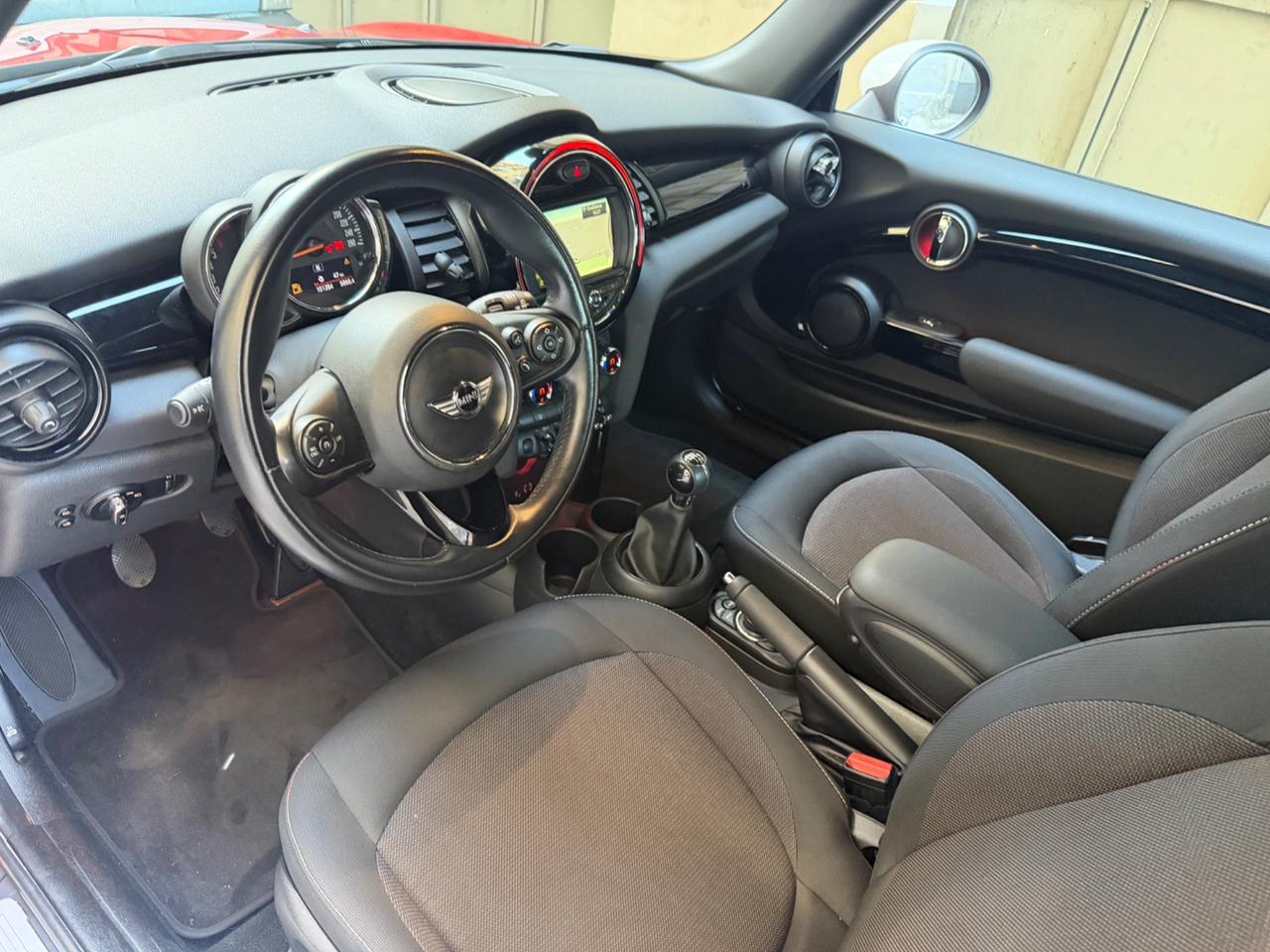 Mini 1.5 Cooper D Business