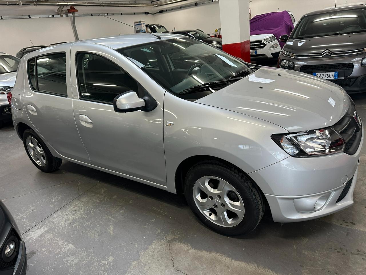 Dacia Sandero 1.2 75CV Lauréate