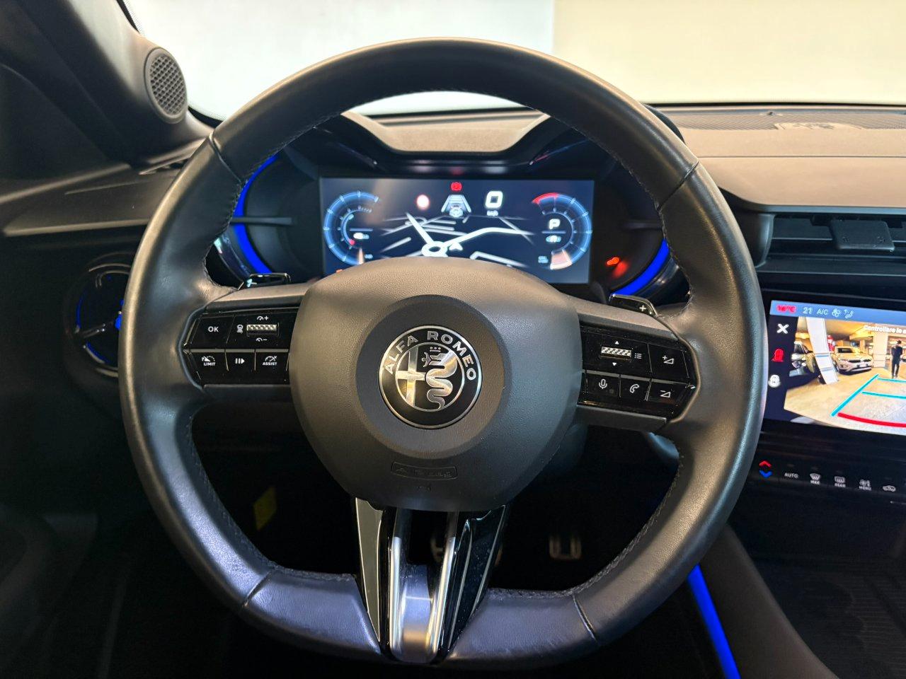 Alfa Romeo Junior 1.2 ibrida Speciale 145cv edct6