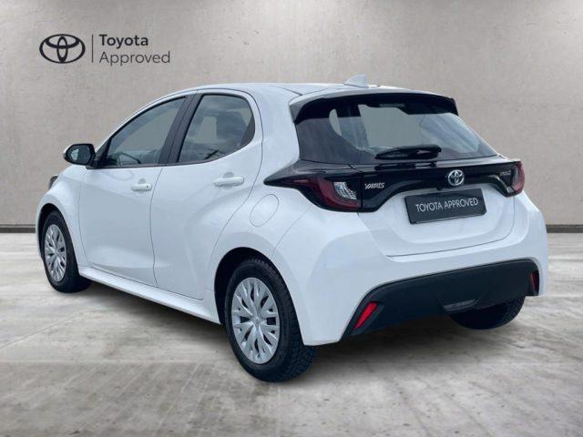 TOYOTA Yaris 1.5 Hybrid 5 porte Active