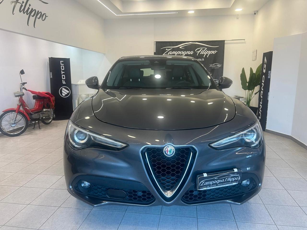 Alfa Romeo Stelvio 2.2 Turbodiesel 180CV AT8 Executive 2018