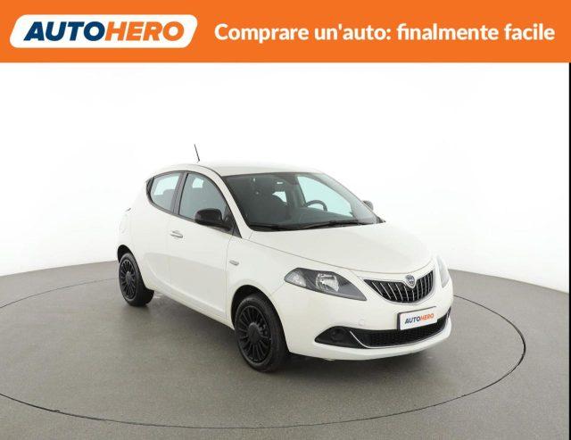 LANCIA Ypsilon 1.0 FireFly 5 porte S&S Hybrid Ecochic Silver