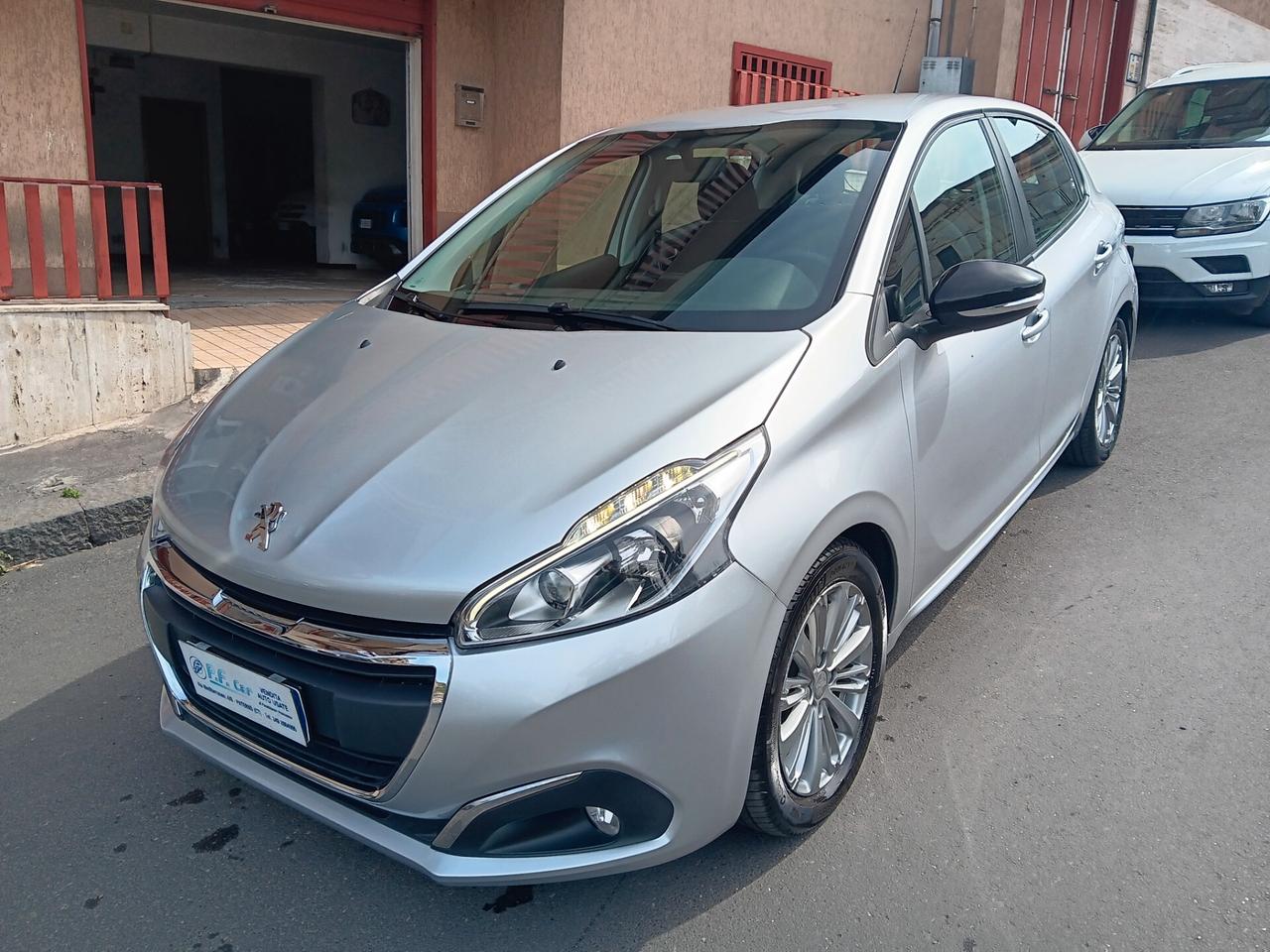 Peugeot 208 BlueHDi 75 5 porte Allure