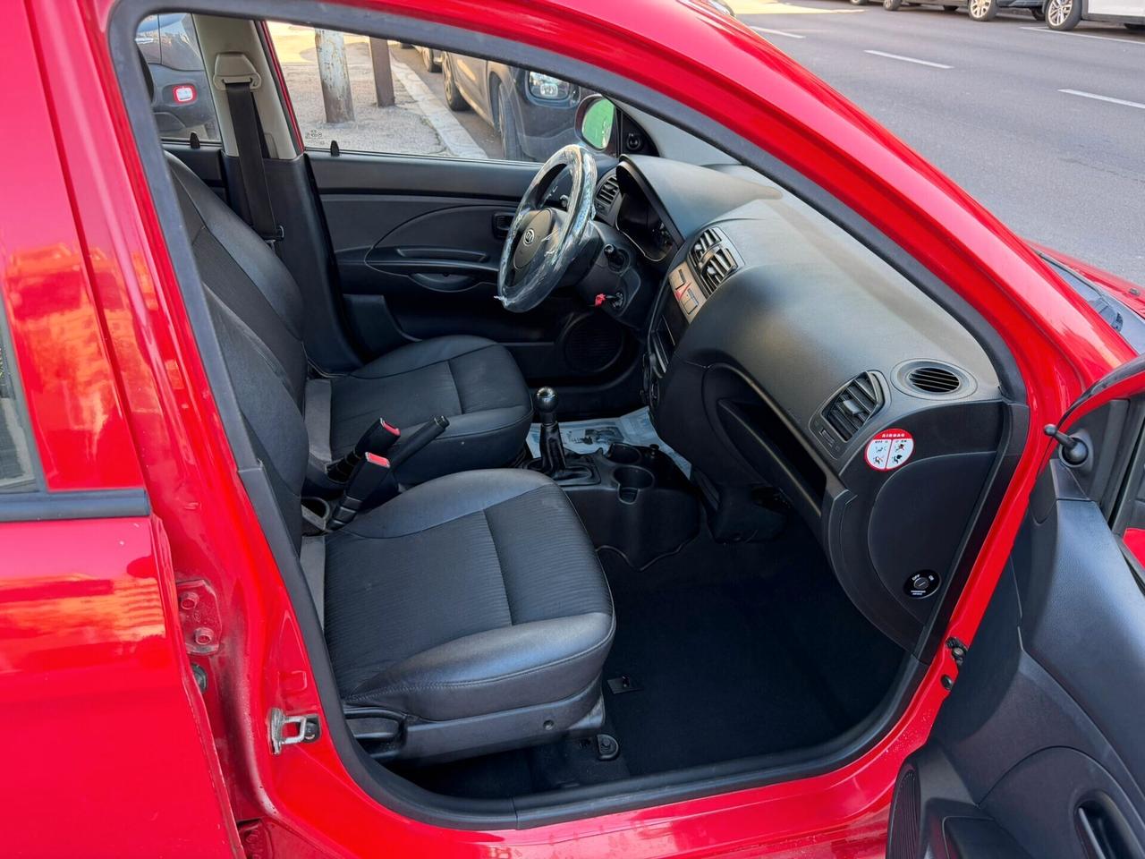 Kia Picanto 1.0 12V Town - Anno 2010 - Neopatentato