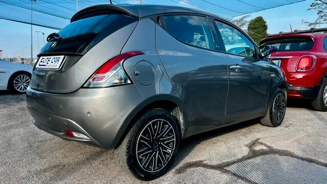 Lancia Ypsilon 1.2 Gold Gpl 69cv "IDONEA X NEOPATENTATI"
