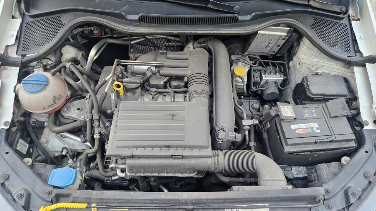 Volkswagen Polo Cross 1.2 TSI DSG BlueMotion Techn