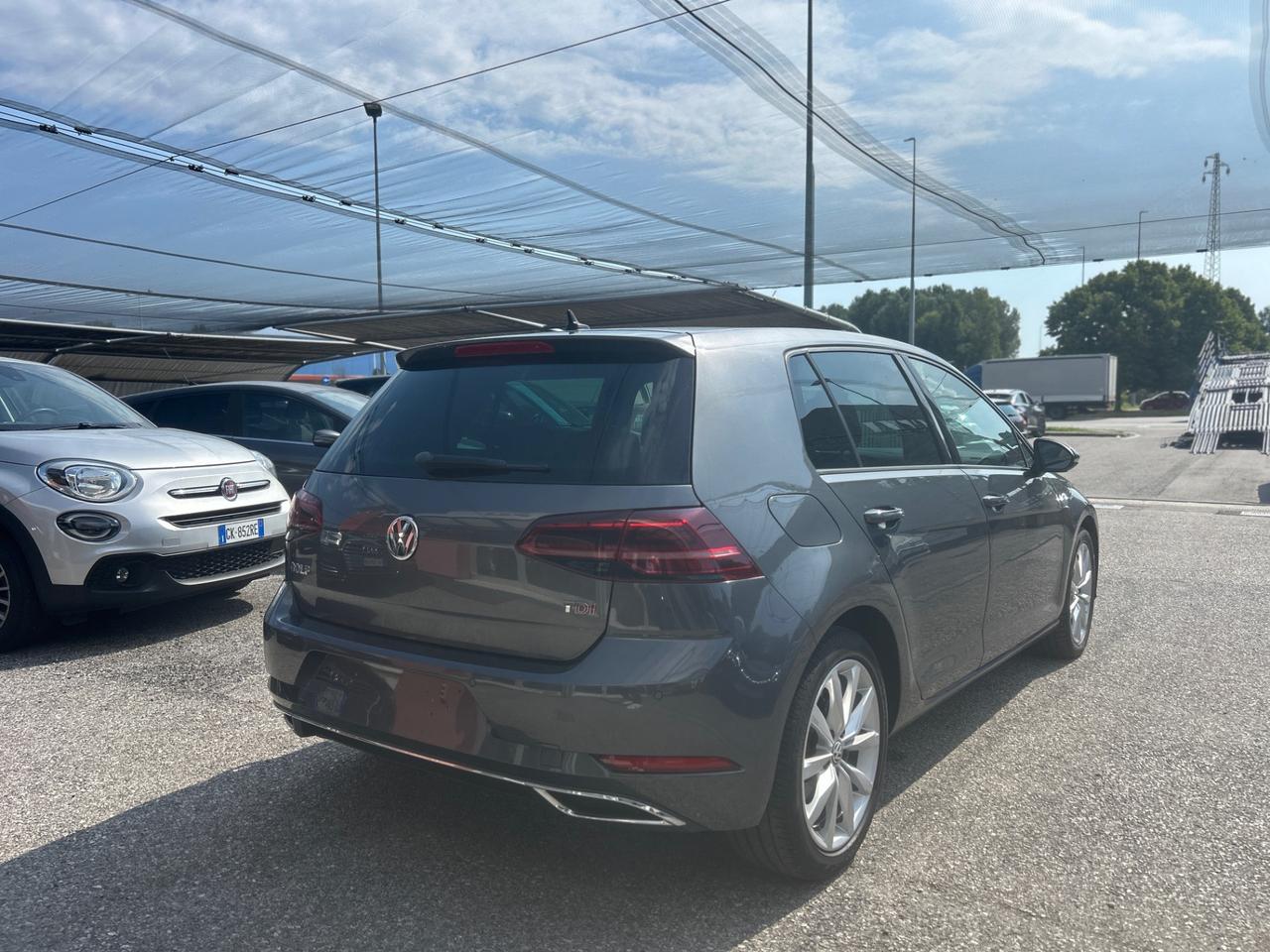 Volkswagen Golf 5p 1.6 tdi Executive 115cv