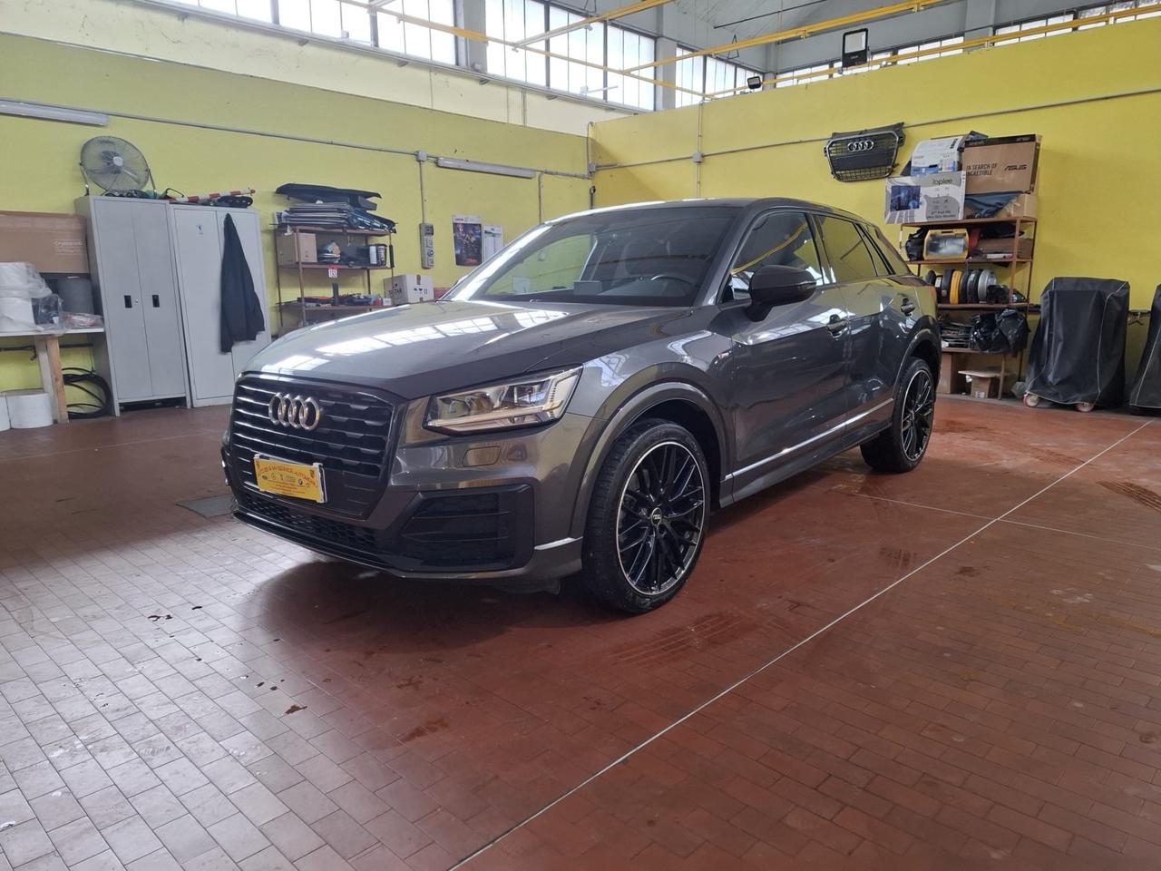 Audi Q2 30 TDI S tronic Identity Black full optional