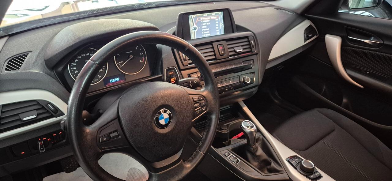 Bmw 114 114d 5p. Unique