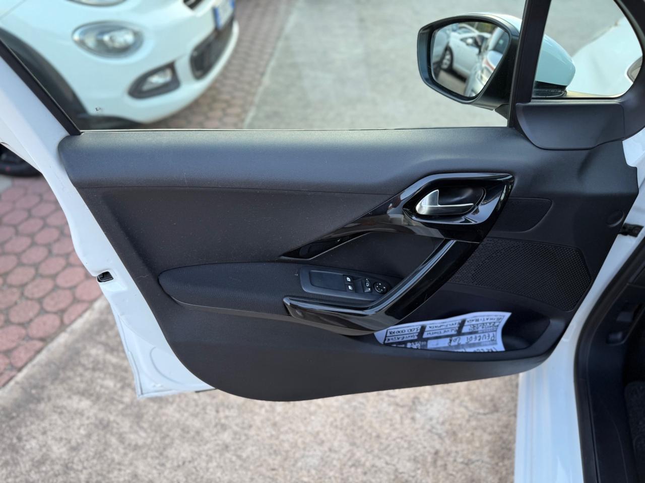 Peugeot 208 BlueHDi 75 5 porte KM CERTIF.