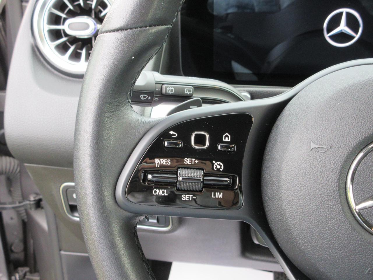 Mercedes GLB 200 d Sport 4matic auto