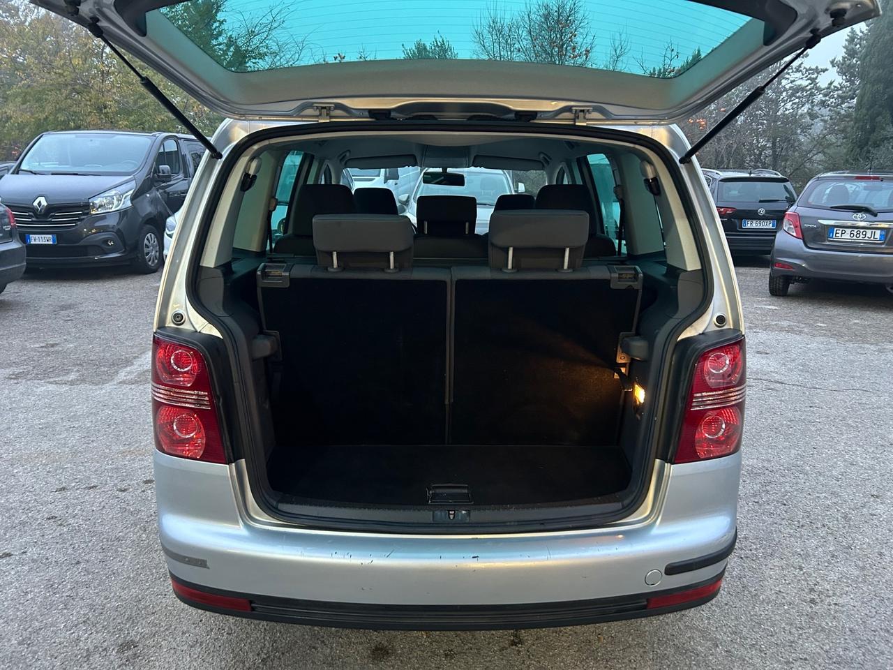 Volkswagen Touran 1.9 TDI 105CV 7 Posti