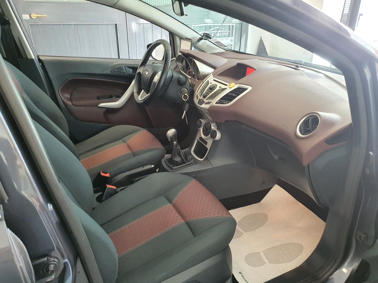 Ford Fiesta 1.6 TDCi 90CV Titanium