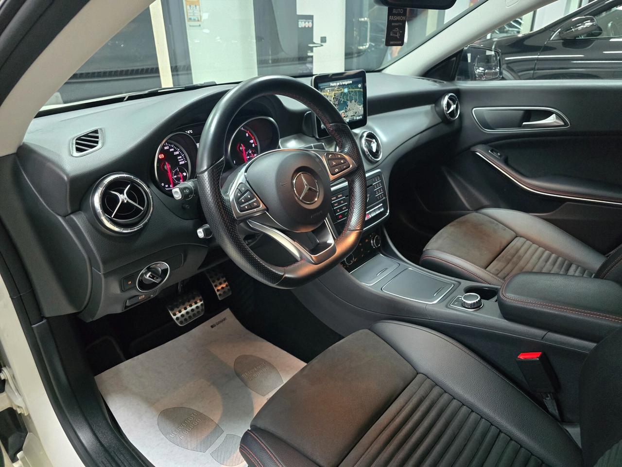 Mercedes-benz CLA 200 CLA 200 d Automatic Premium