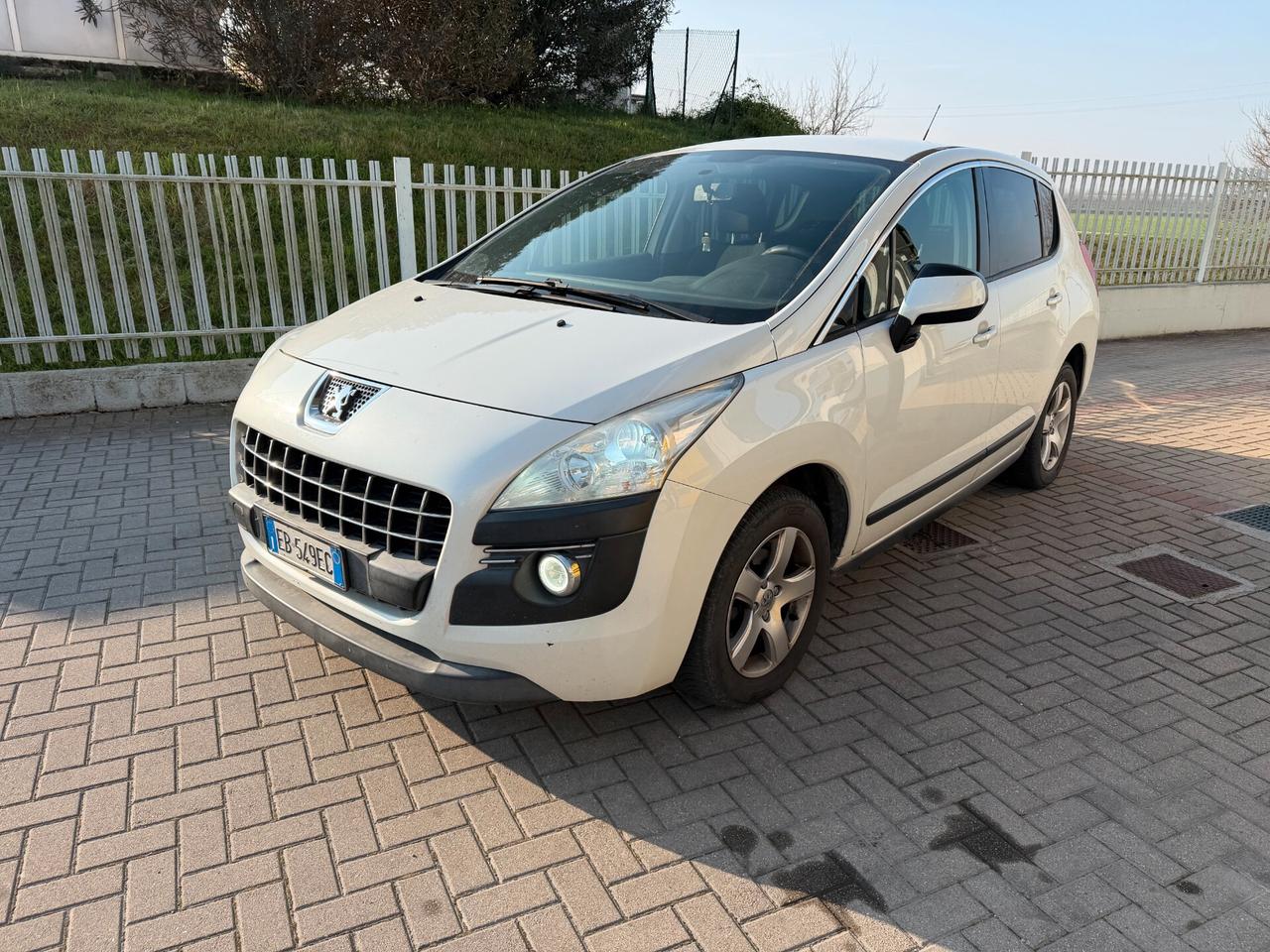 Peugeot 3008 1.6 HDi 110CV Tecno