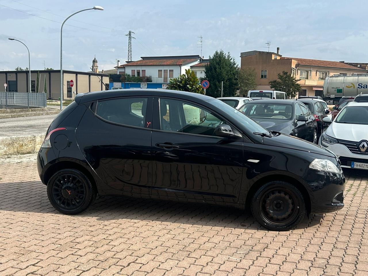 Lancia Ypsilon 1.3 MJT 16V 95 CV 5 porte S&S Elle