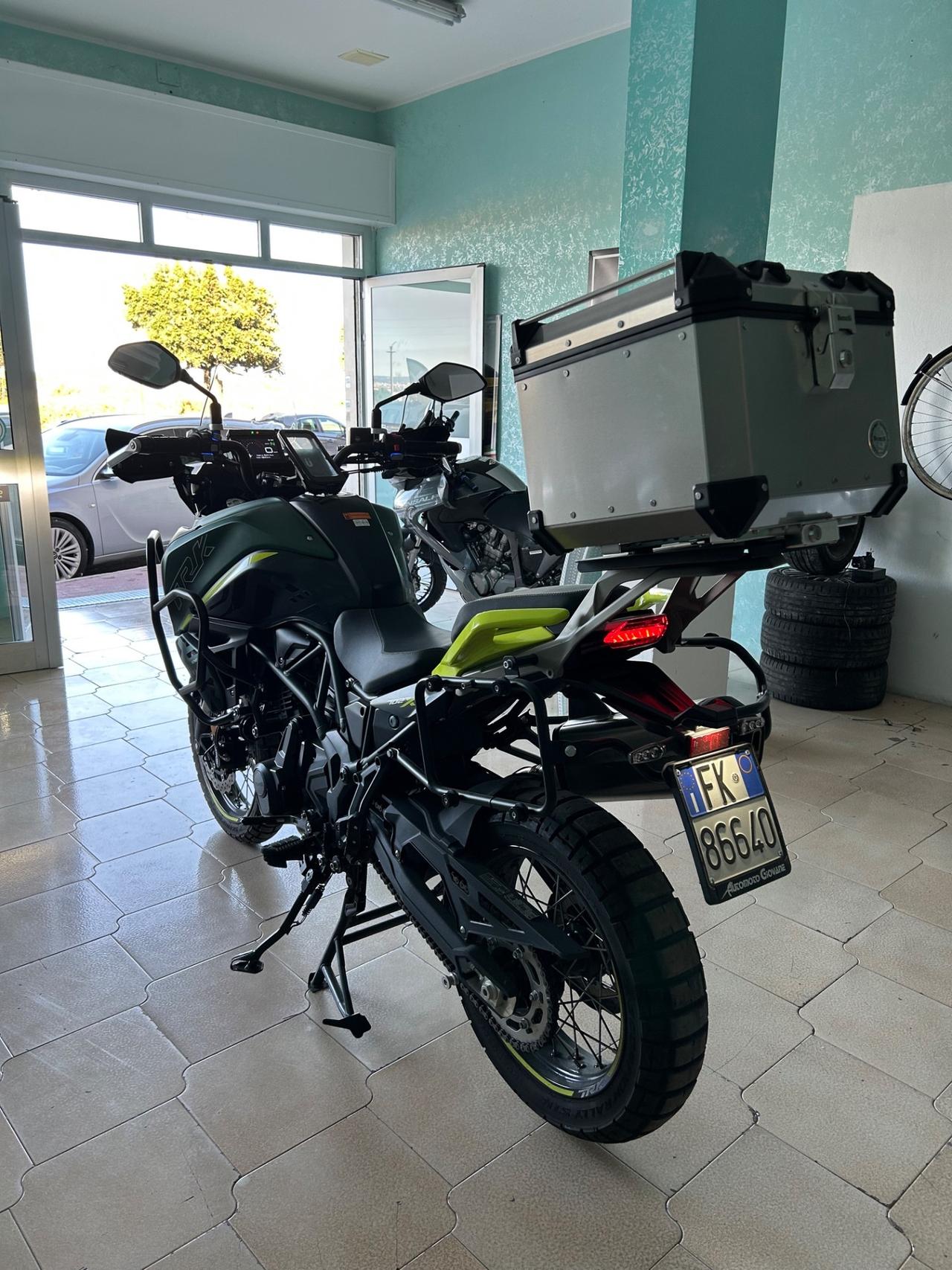 Benelli TRK 702 X