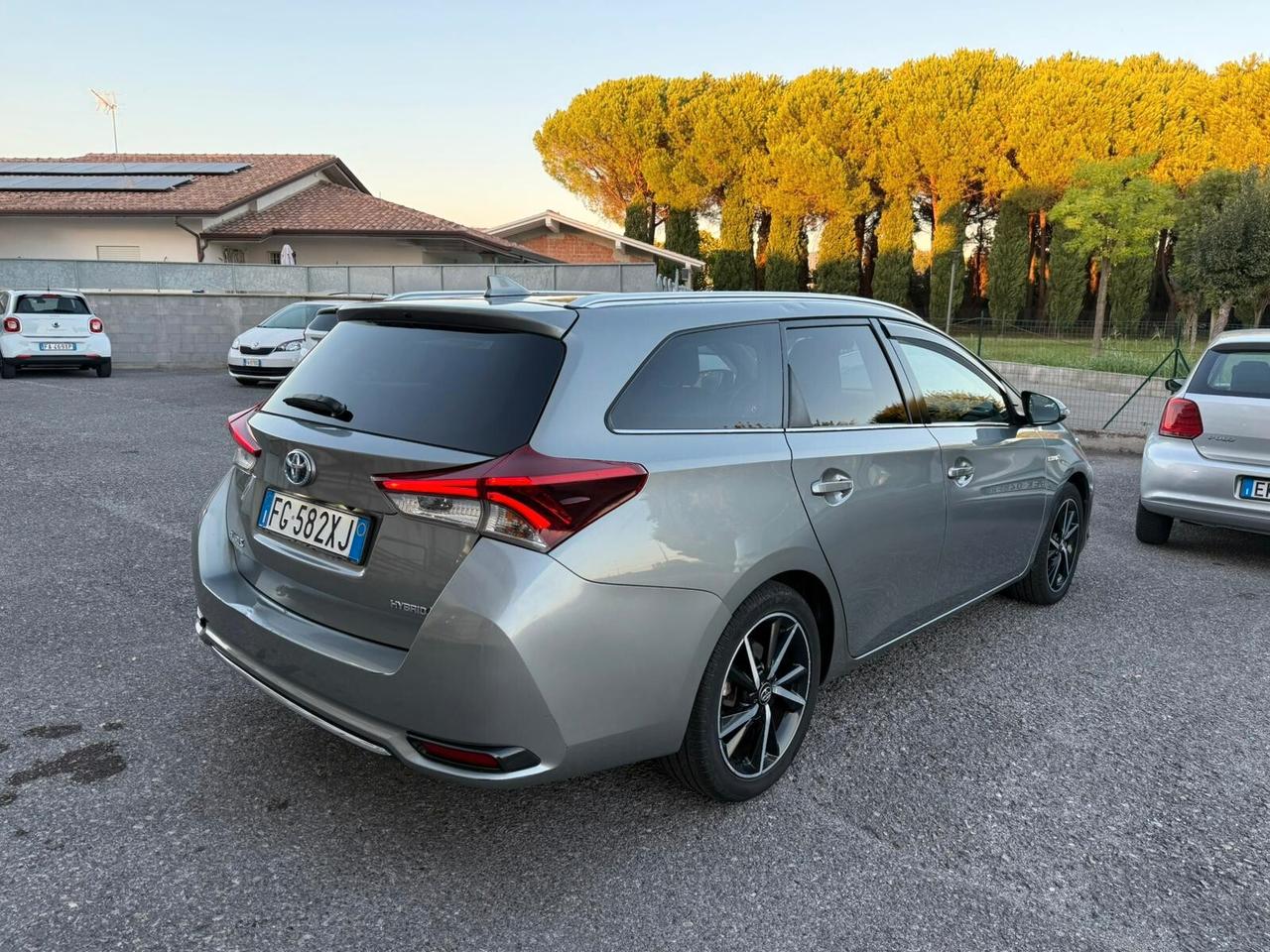 Toyota Auris Touring Sports 1.8 Hybrid Lounge