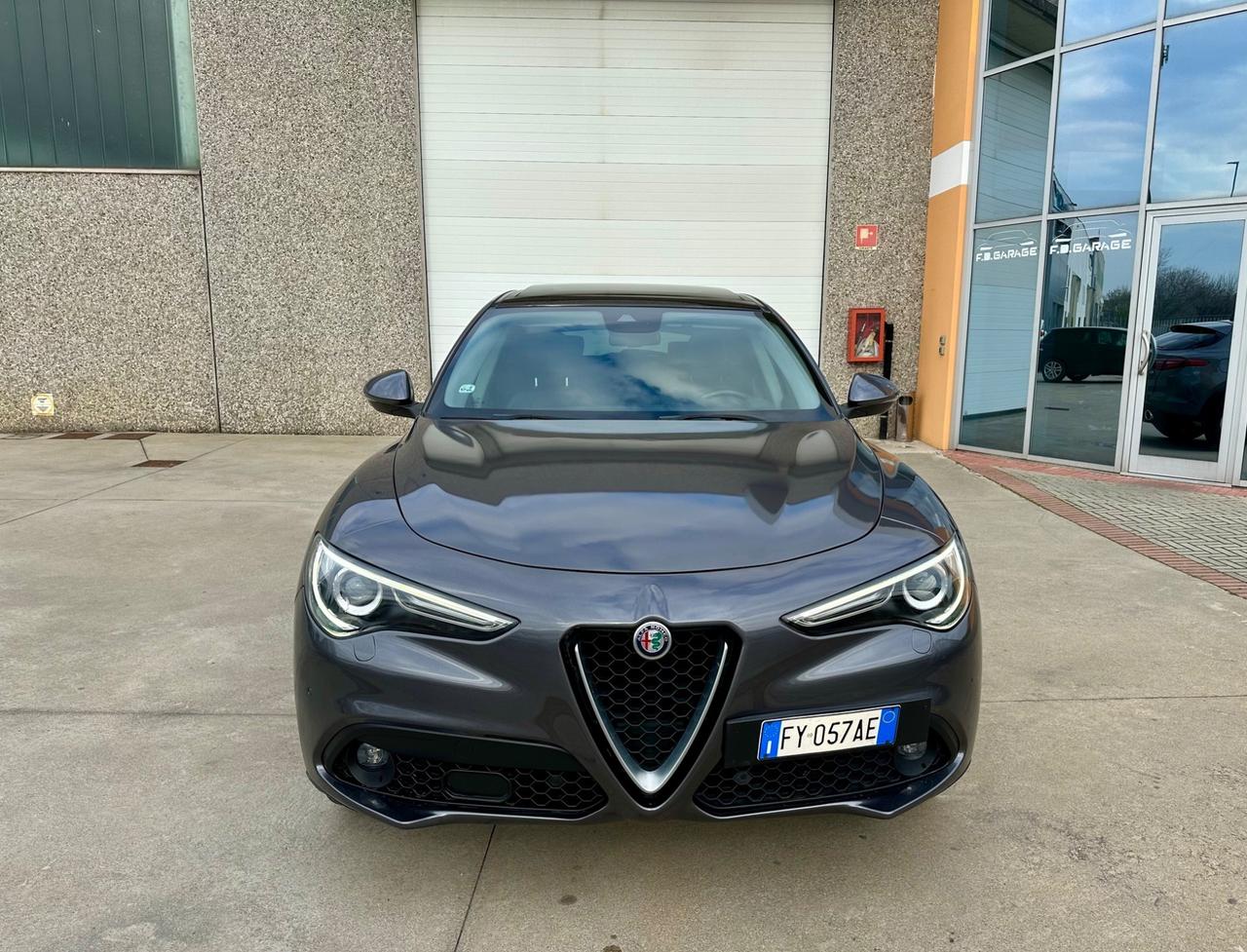 Alfa Romeo Stelvio 2.2 Turbodiesel 210 CV AT8 Q4 Super