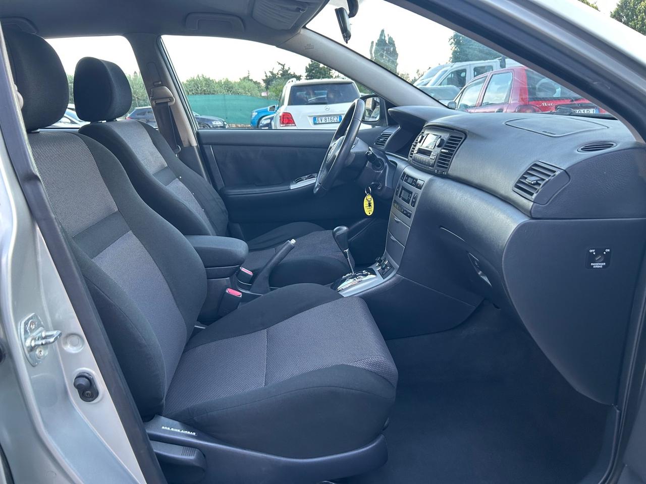 Toyota Corolla 1.4 D-4D Cambio automatico 5 porte