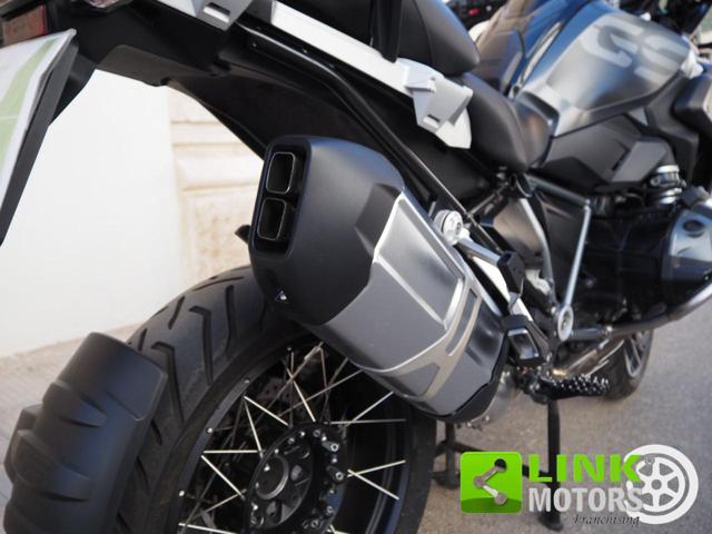BMW R 1250 GS TRIPLE BLACK