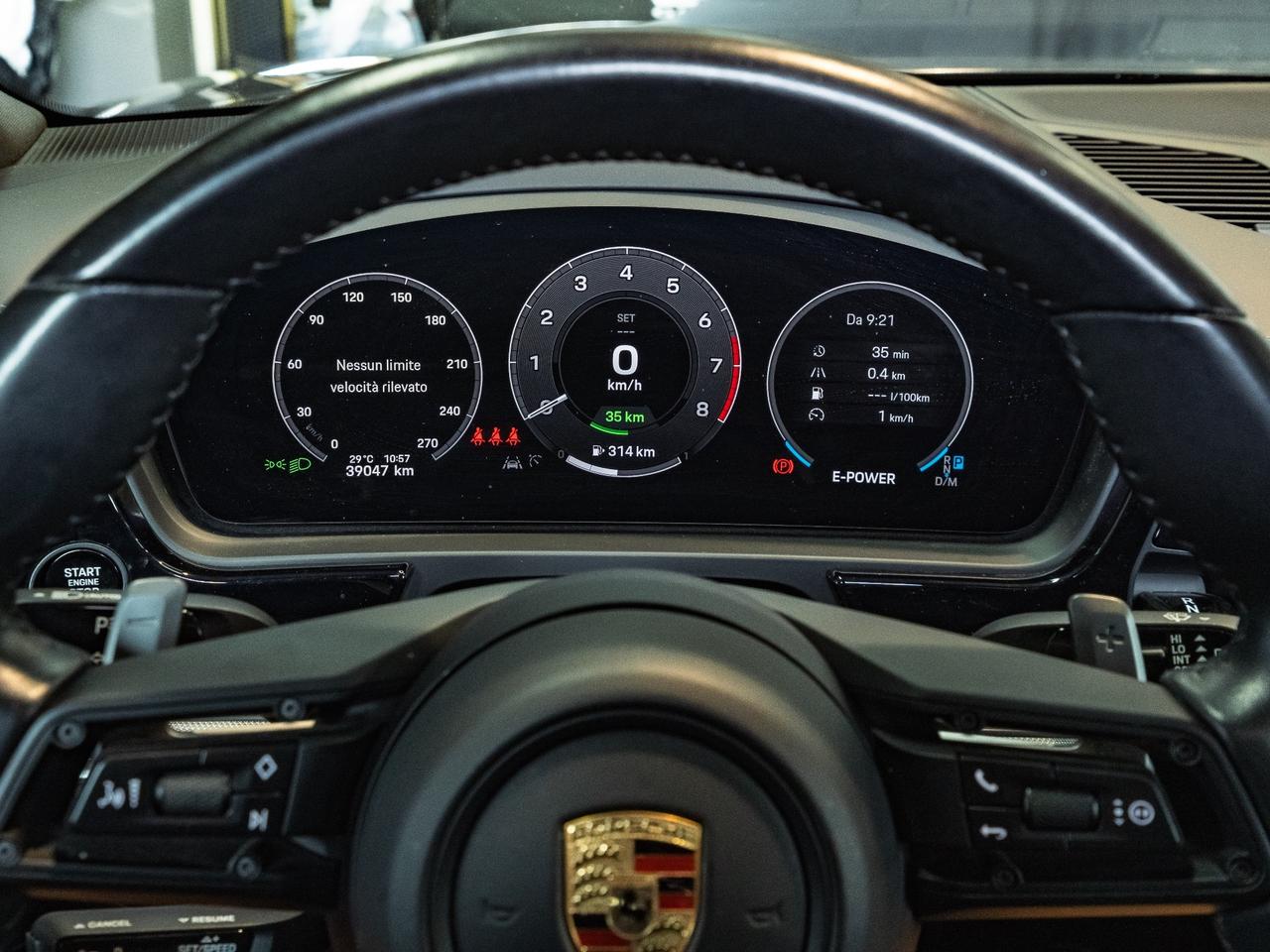 Porsche Cayenne 3.0 - E-HYBRID - SUBENTRO LEASING