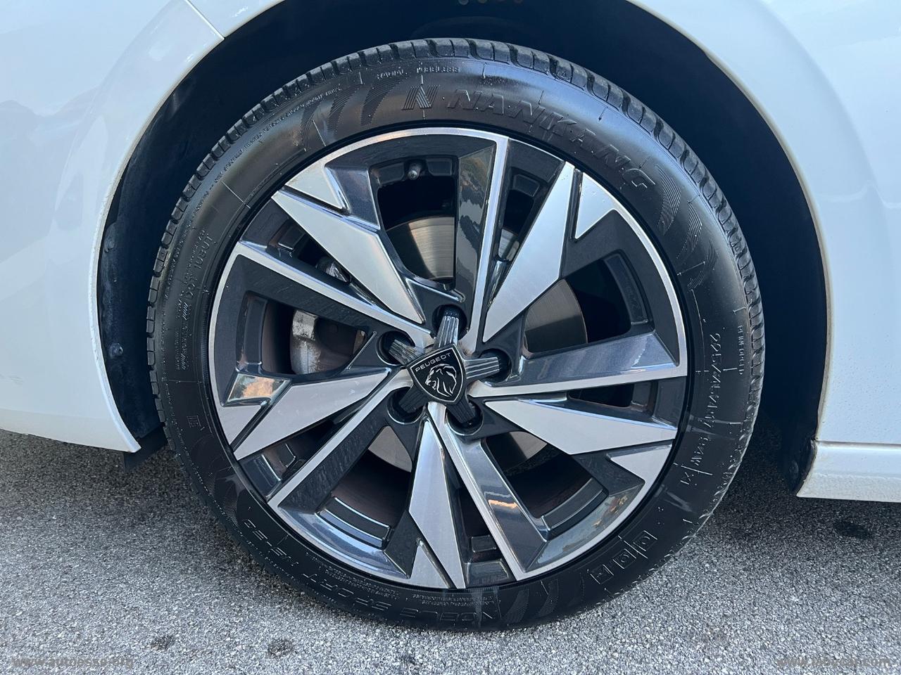 PEUGEOT 308 BlueHDi 130 S&S EAT8 Allure Pack