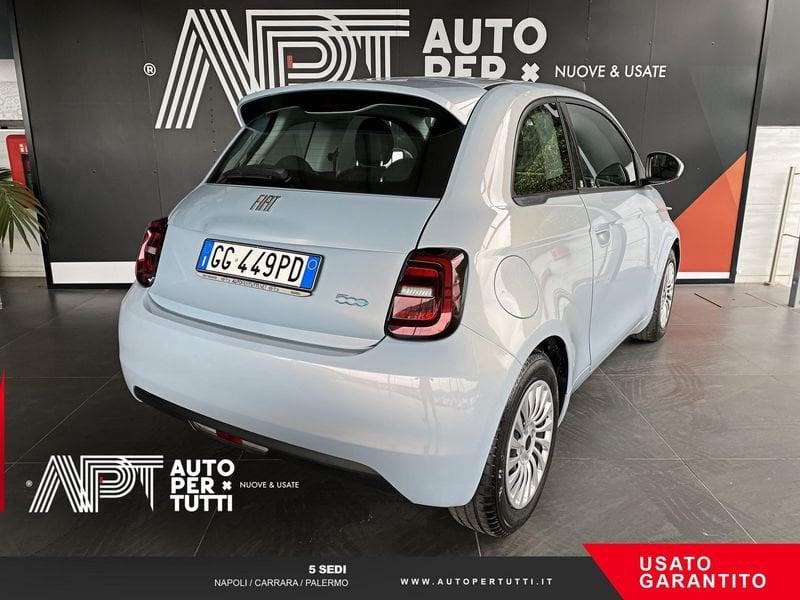 FIAT 500 Action Berlina