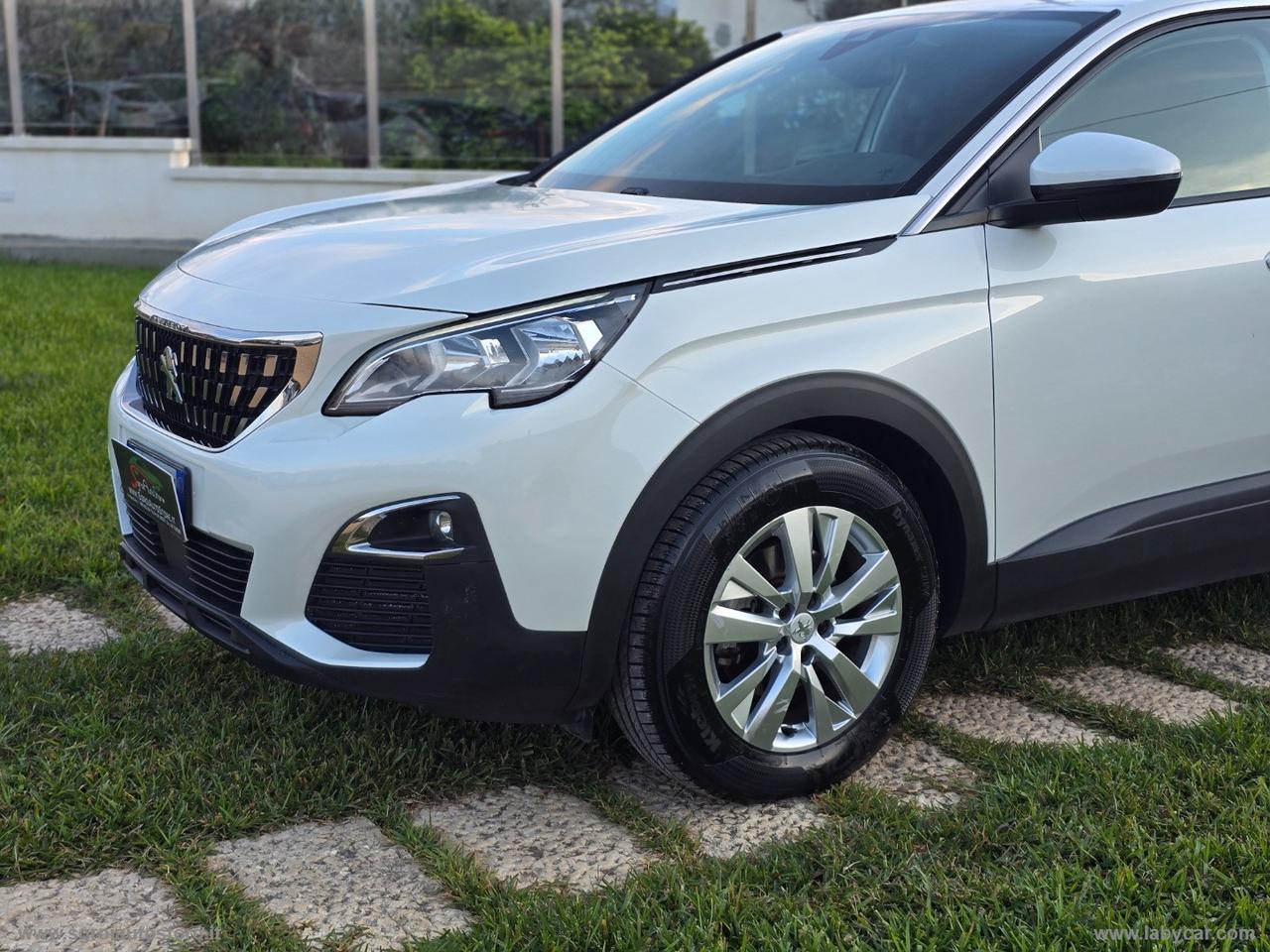 PEUGEOT 3008 BlueHDi 130 S&S EAT8 Business