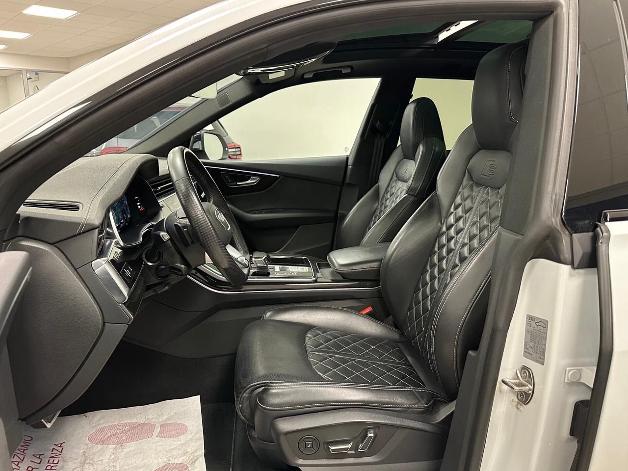 Audi Q8 50 TDI 286CV quattro tiptronic S-line 2022