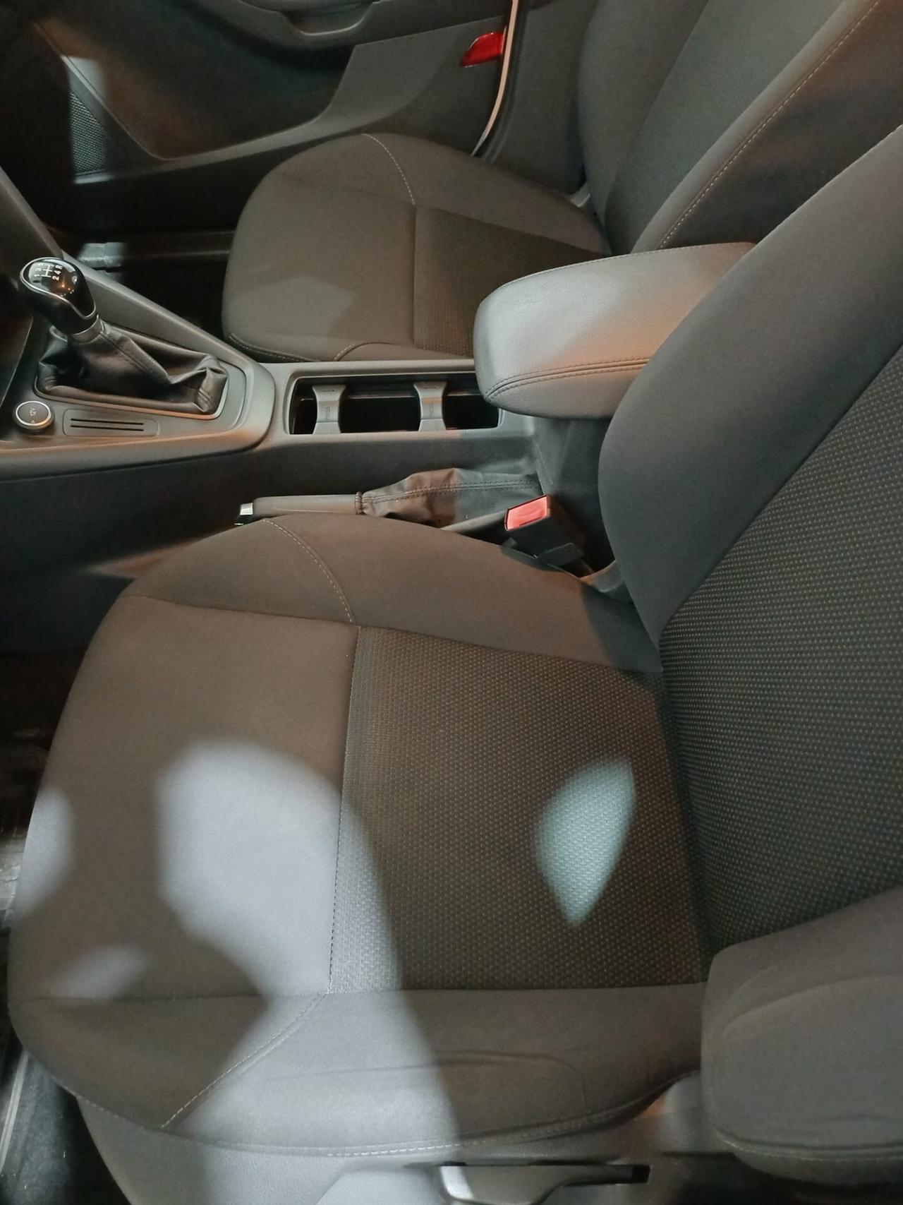 Ford Focus GPL DI SERIE Titanium - 2017