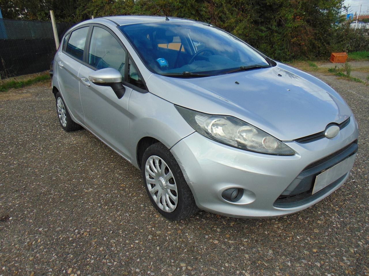 ford fiesta 1.4 disel del 2010