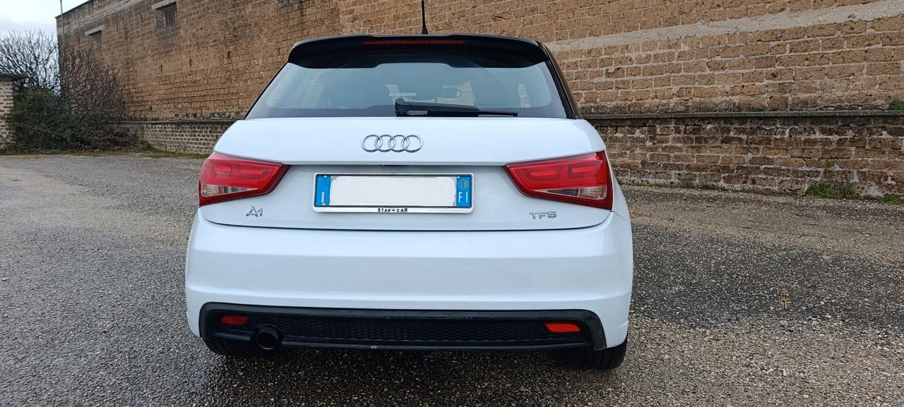 Audi A1 1.2 TFSI S line edition plus