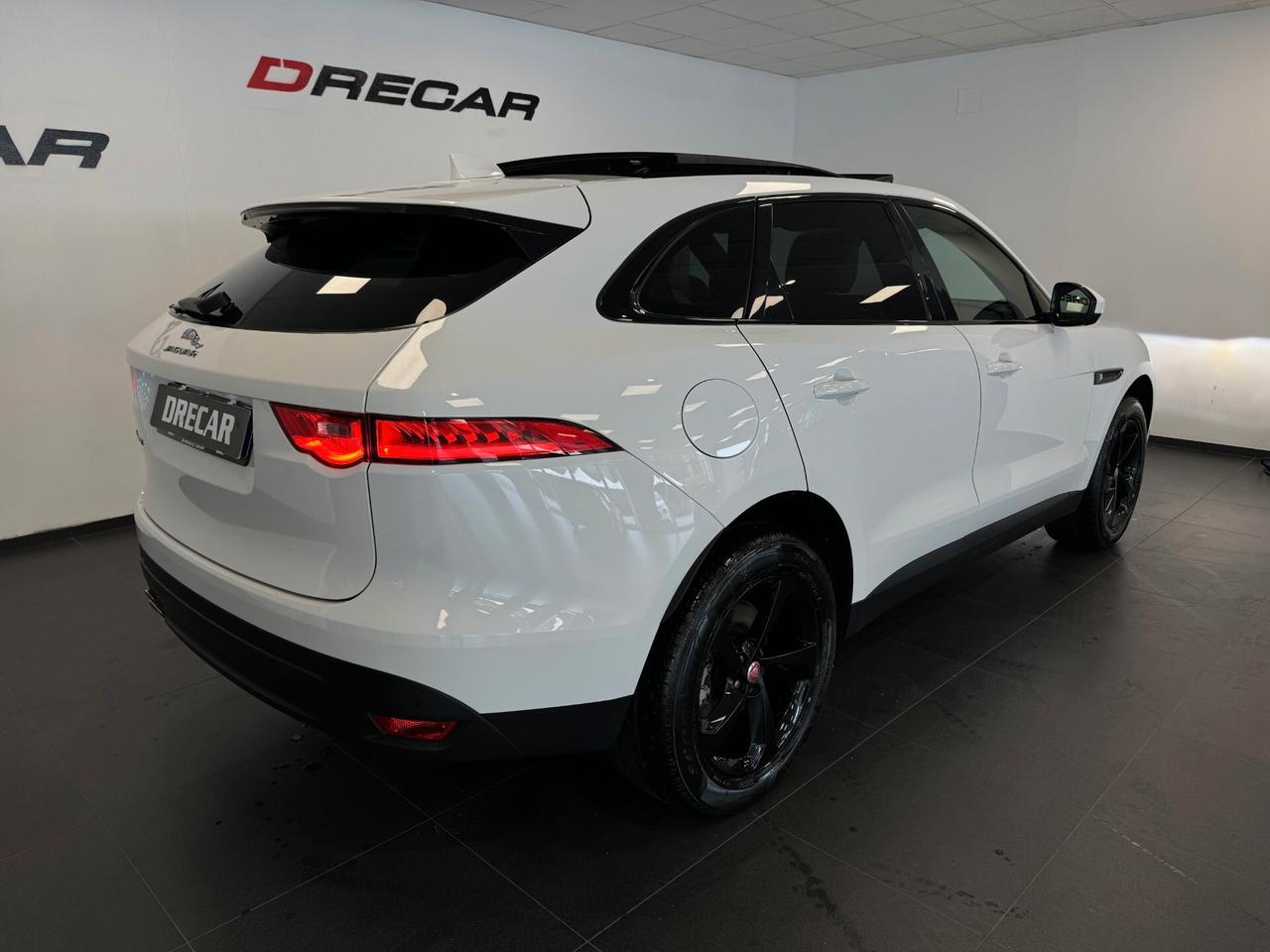 Jaguar F-Pace 2.0 D 180 CV AWD aut. R-Sport TETTO UNIPROP. PARI NUOVO