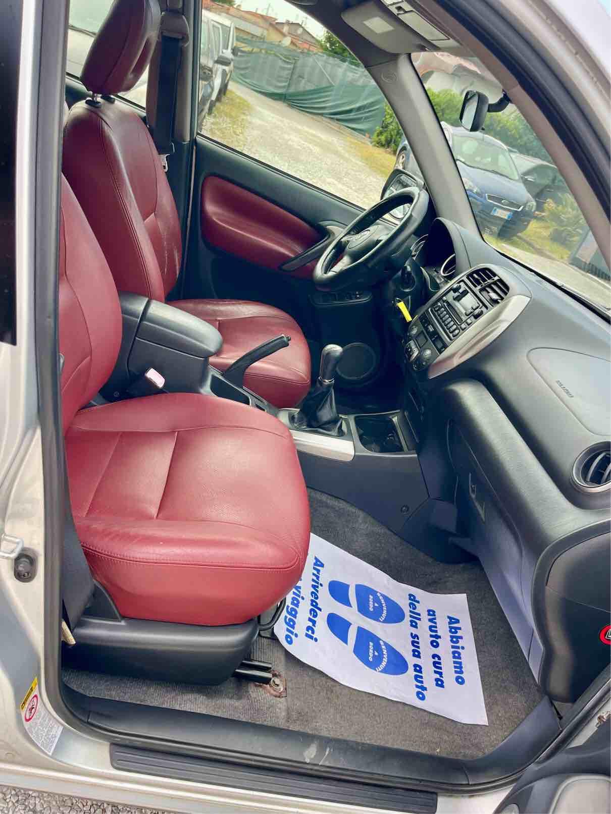 TOYOTA RAV4 - 4X4 INTEGRALE - PELLE
