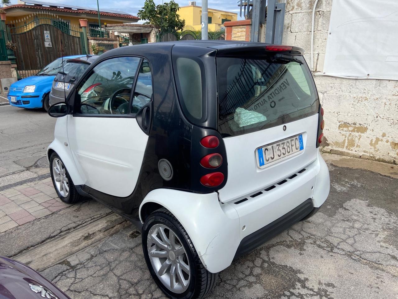 Smart 800 city-coupé pure cdi