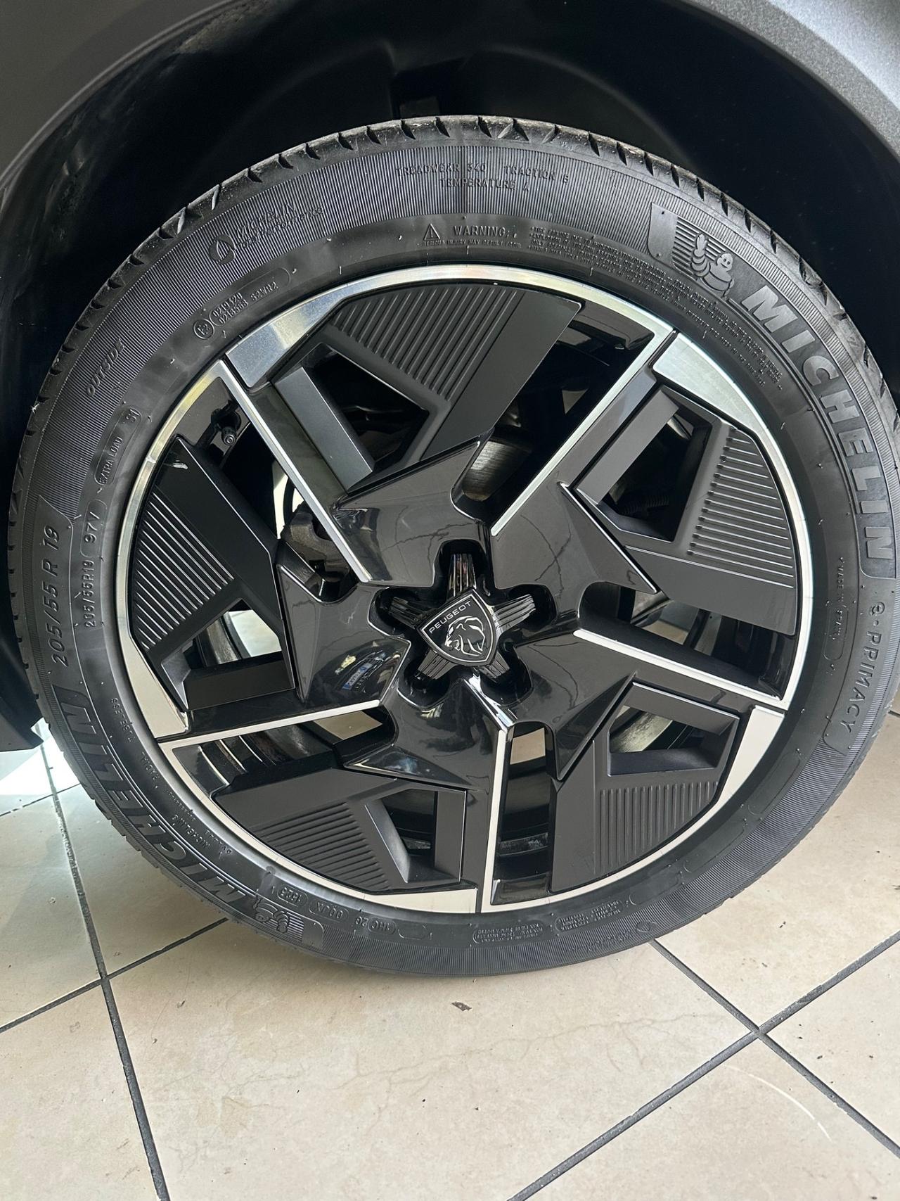 Peugeot 408 PureTech 130 S&S EAT8 GT