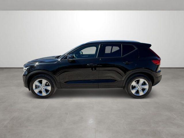 VOLVO XC40 B3 automatico Essential