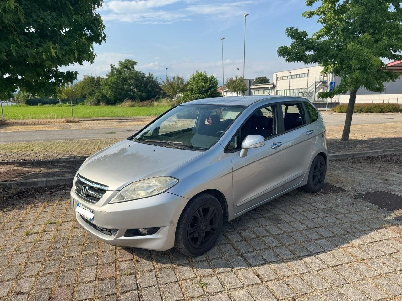 Honda FR-V 2.0 16V i-VTEC Executive LH