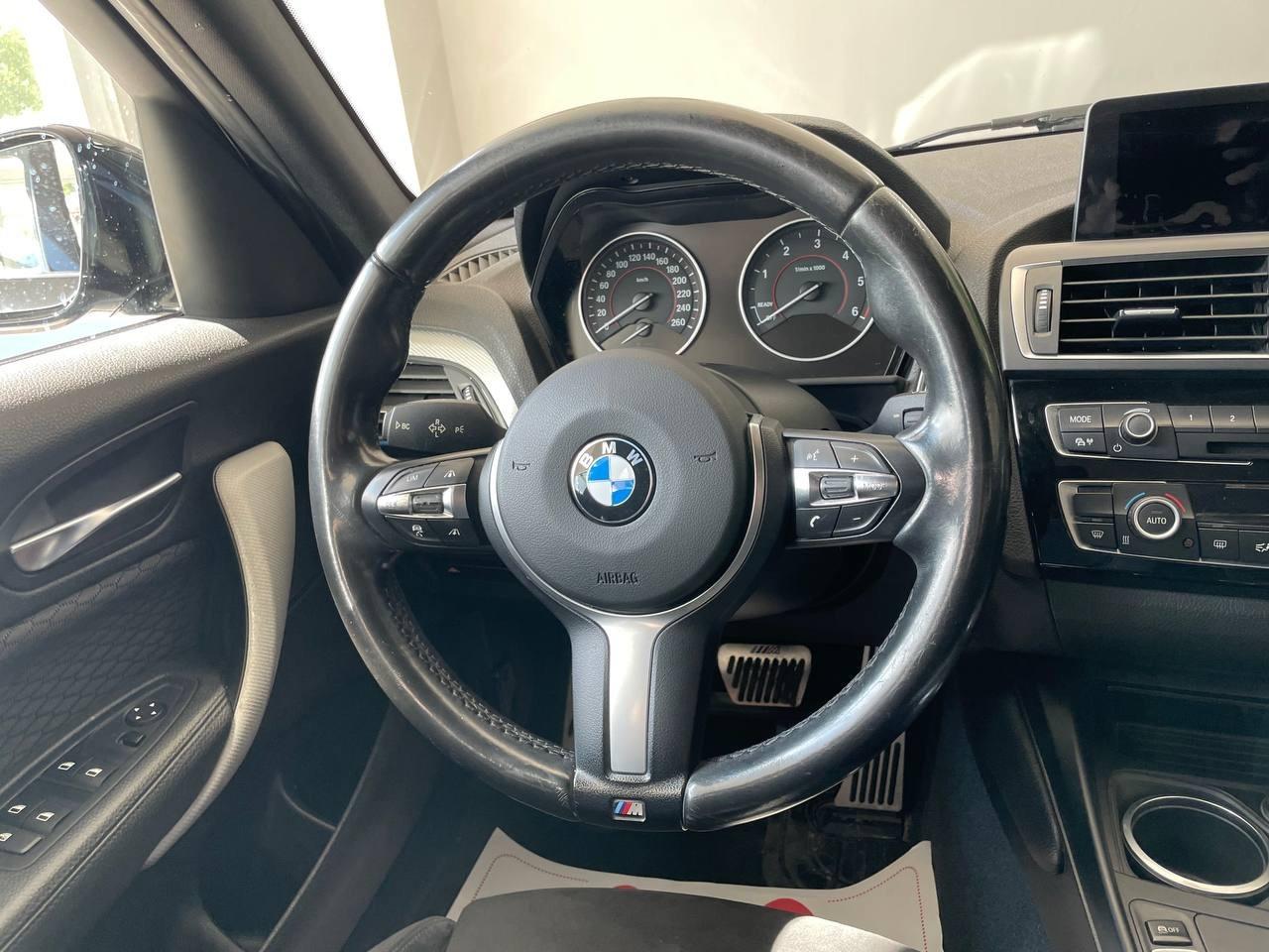 Bmw 118d - MSPORT (Bookservice completo BMW)