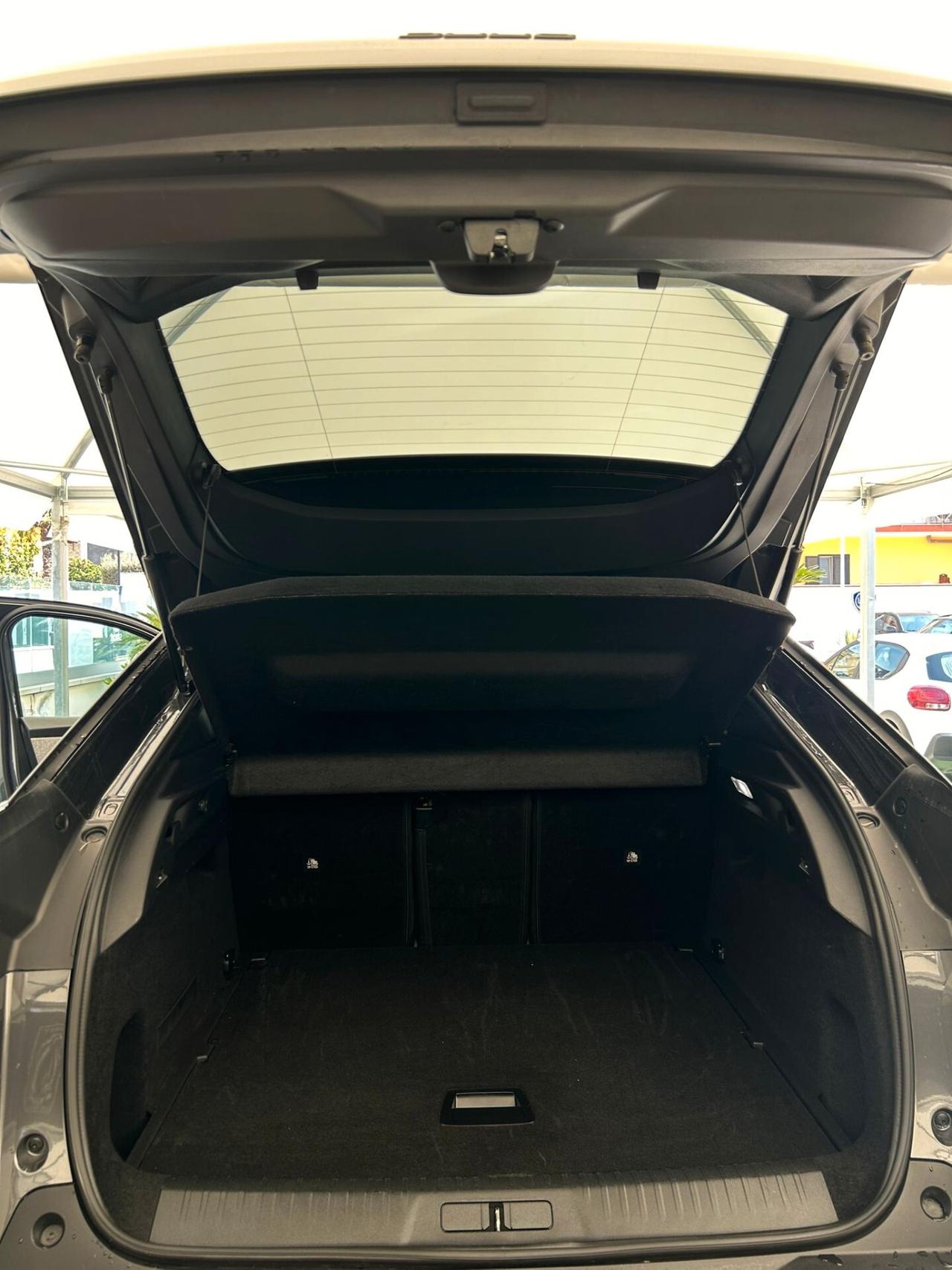 Peugeot 3008 Hybrid 136 e-DCS6 Allure