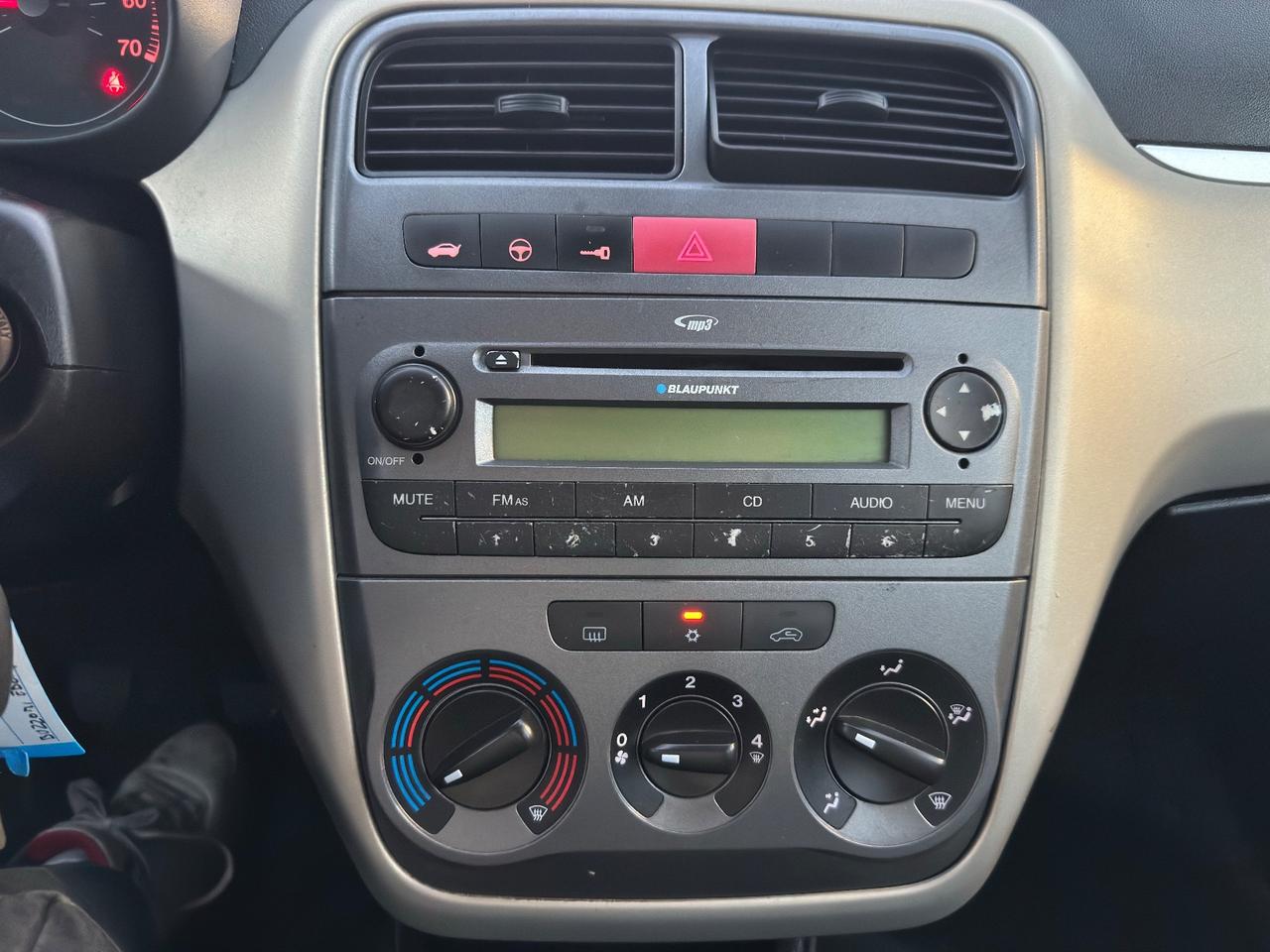 Fiat Grande Punto 1.2 ADATTA A MNEOPATENTATI 5 porte Dynamic