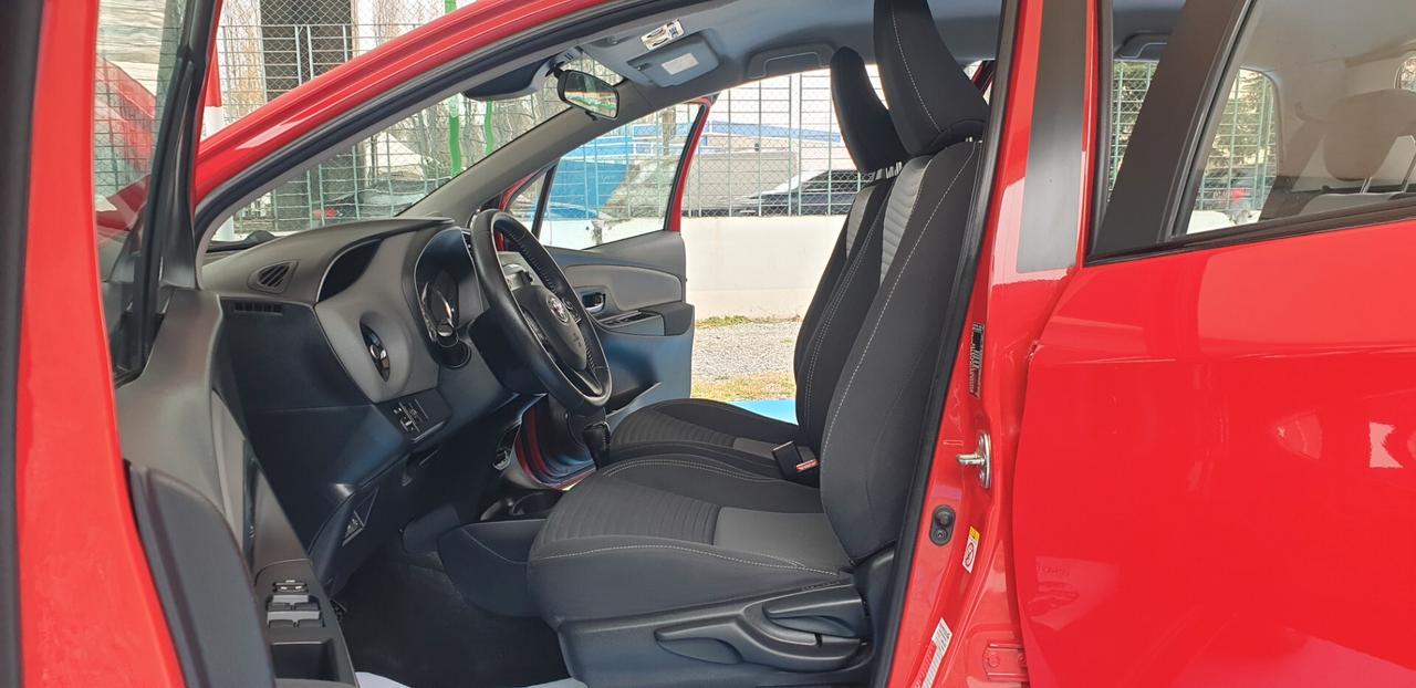 TOYOTA YARIS 1.5 BENZINA/IBRIDA 2019 GARANZIA CASA TOYOTA