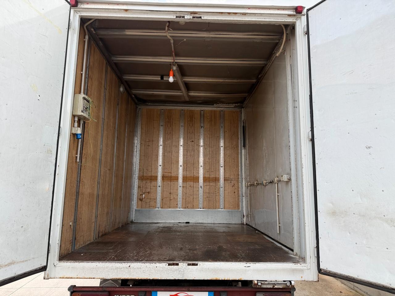 Iveco Daily Furgone 30.8 Basic km 187000