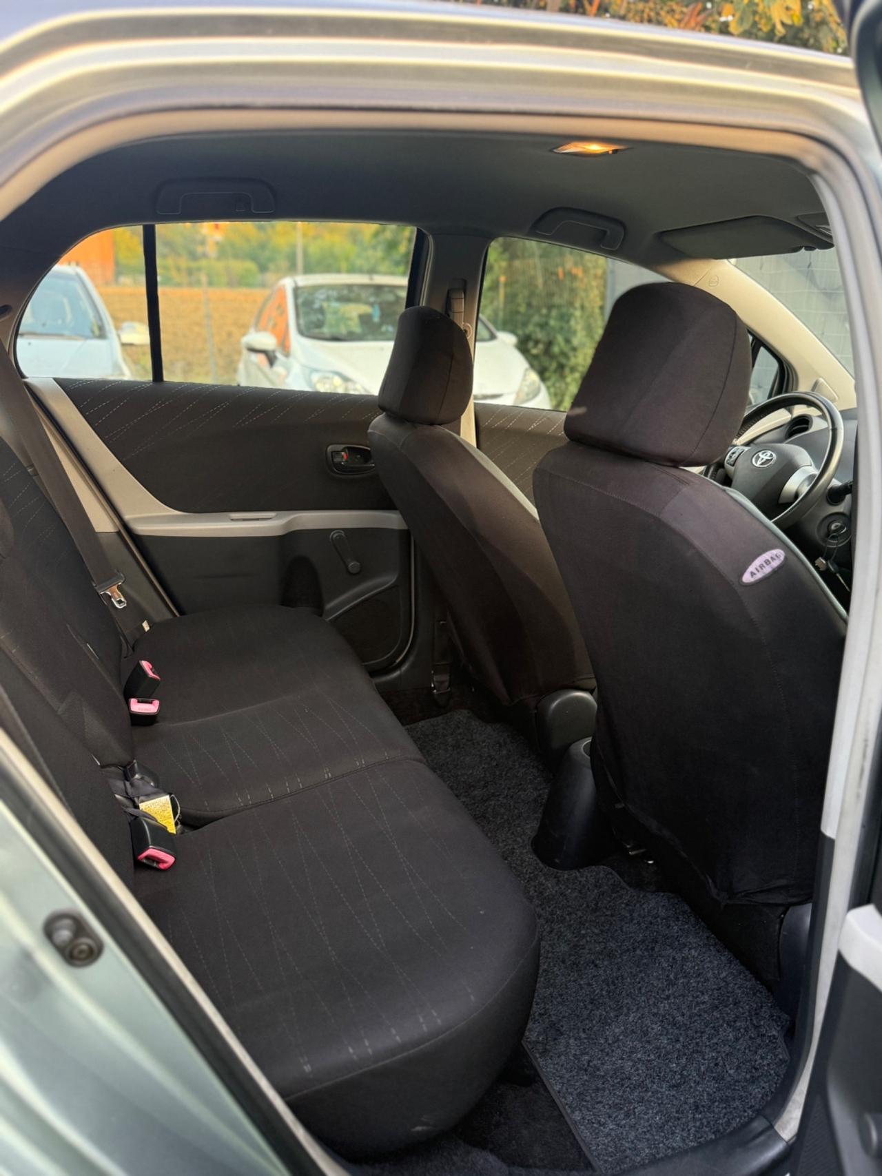 Toyota YARIS 1.0 BENZINA UNICOPROPRIETARIO 5 PORTE