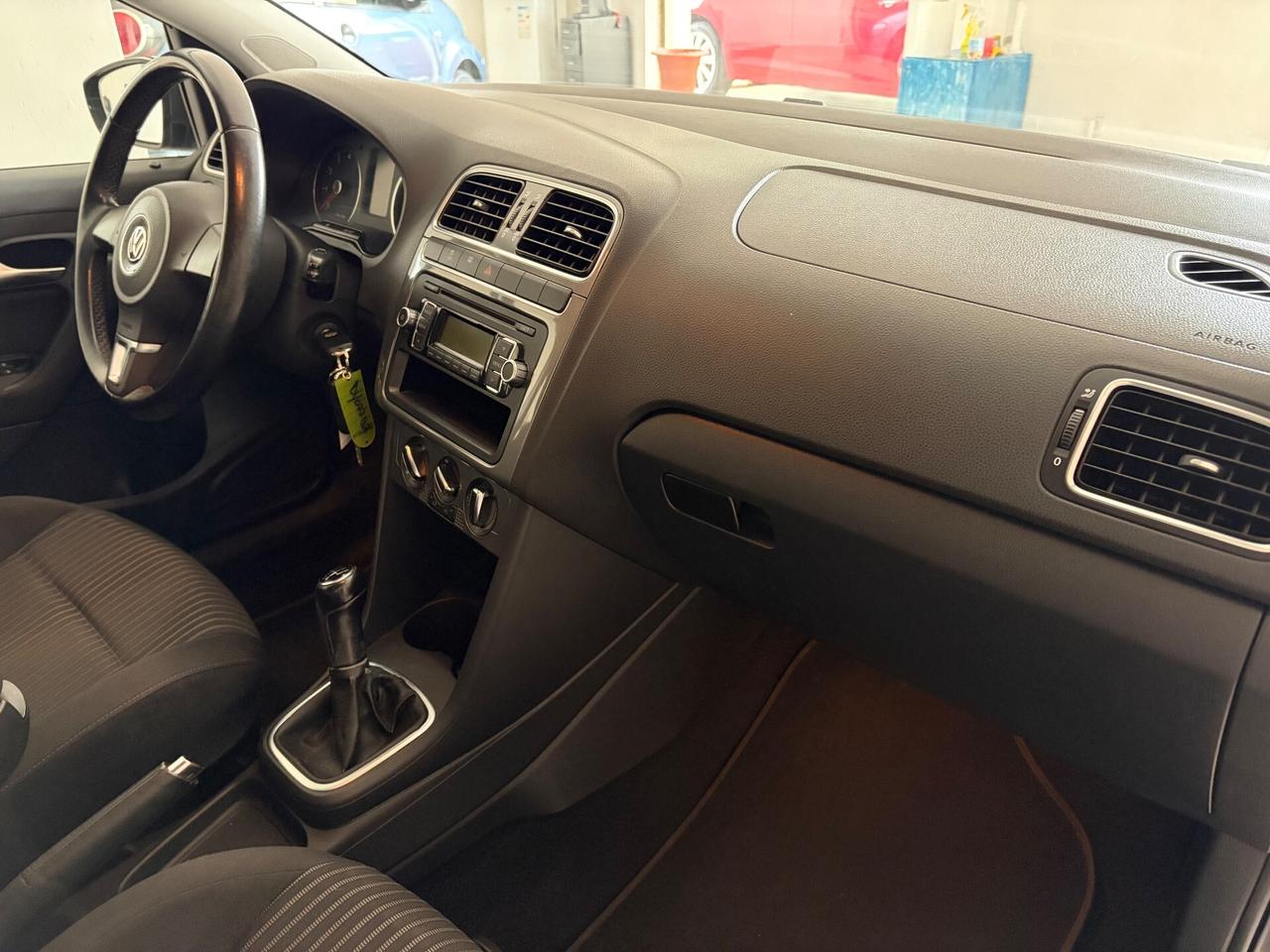 VOLKSWAGEN POLO 1.4 5 PORTE HIGHLINE