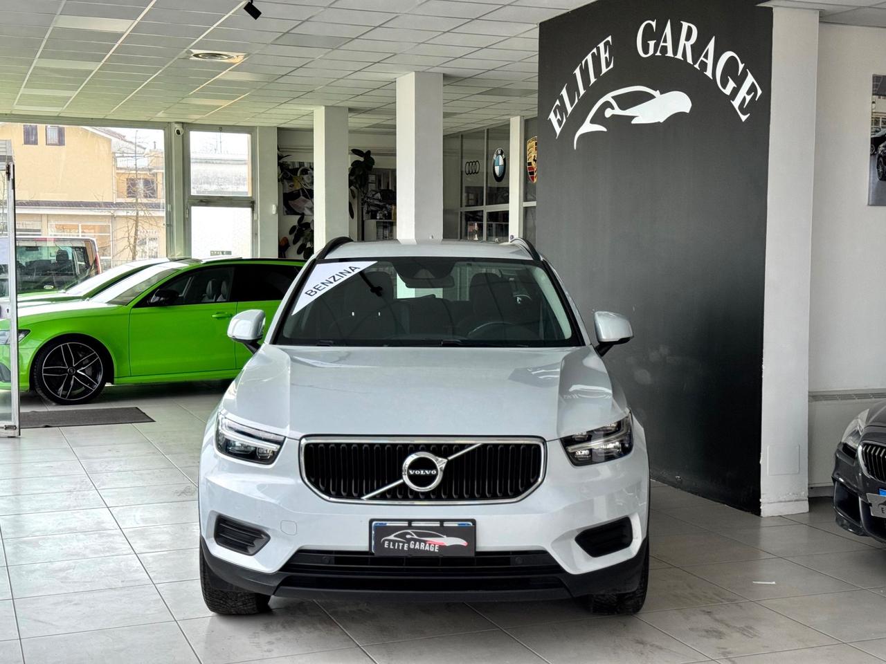 Volvo XC40 T3 Momentum Virtual Led Cruise