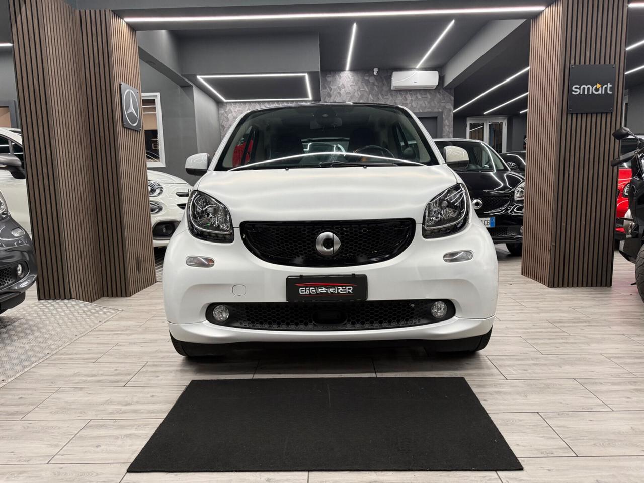 Smart ForTwo 90 0.9 Turbo Prime Parisblue Navi-Kamera-Led
