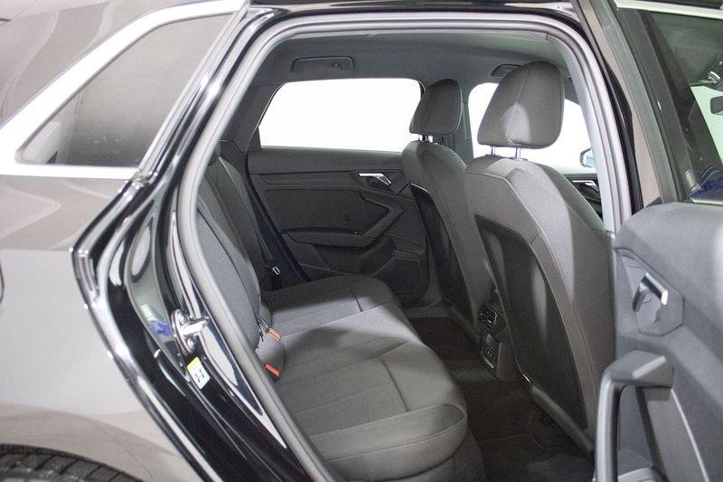 Audi A3 A3 SPB 30 TFSI S-TRONIC Business Advanced