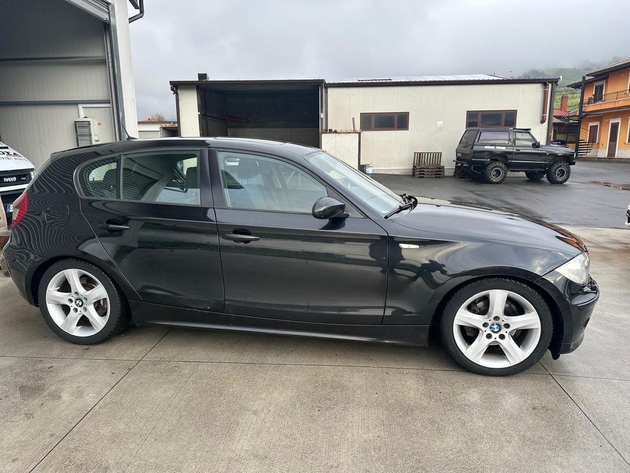 Bmw 120 120d cat 5 porte Attiva